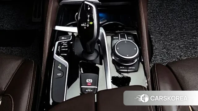 BMW 5 Series (G30) id 3557761 из Кореи 19