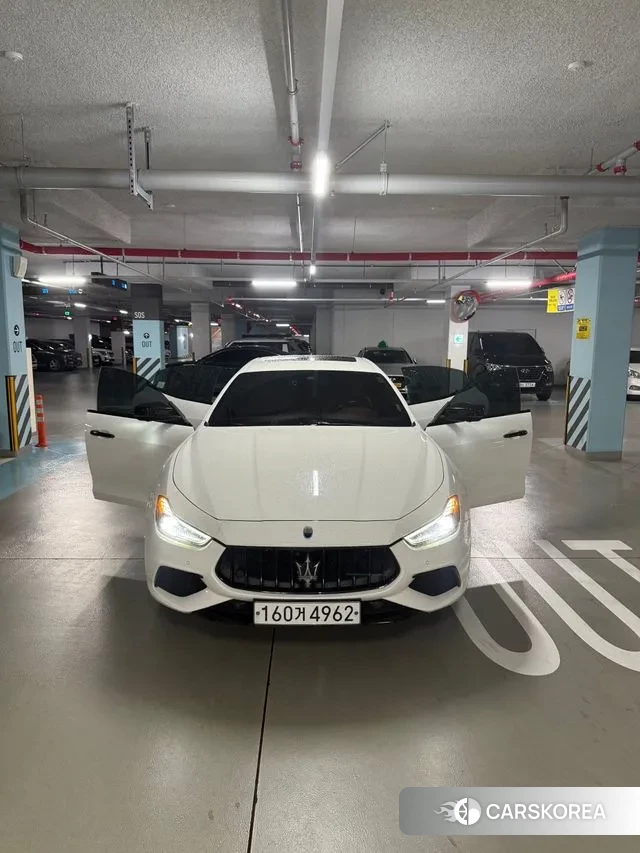 Maserati Ghibli id 3283901 из Кореи 16