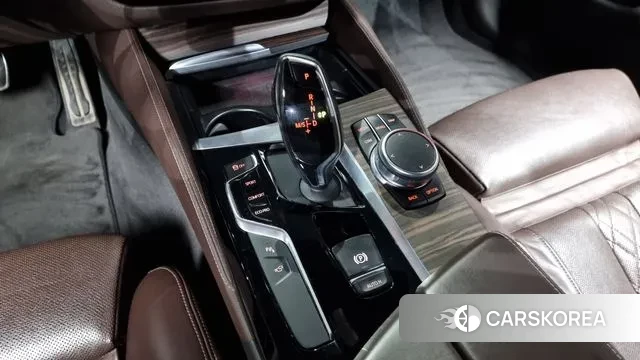 BMW 5 Series (G30) id 3375357 из Кореи 19