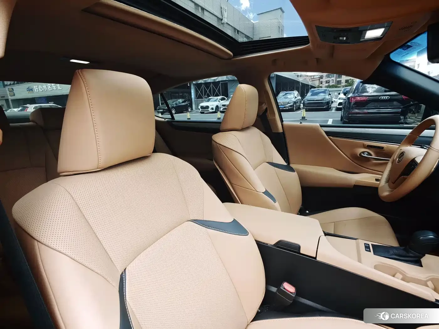 Lexus ES id 4539467 из Китая 18