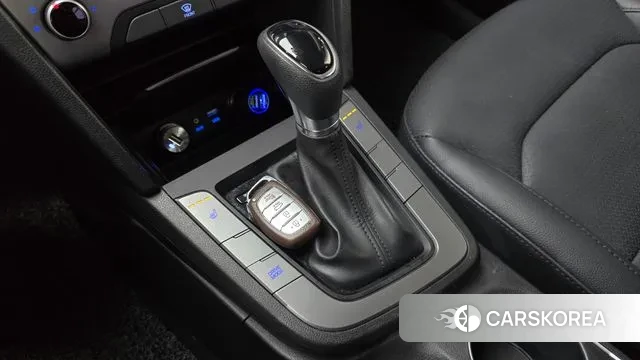 Hyundai Avante AD id 3076991 из Кореи 19