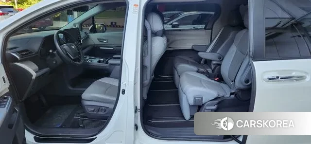 Toyota Sienna 4th Generation id 2985537 из Кореи 19