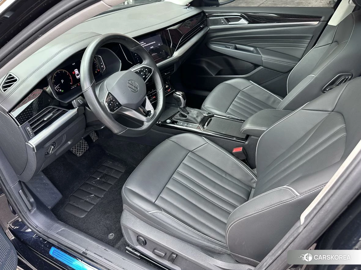 Volkswagen Passat id 4453944 из Китая 11
