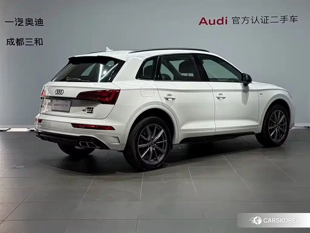 Audi Q5L id 4644696 из Китая 14