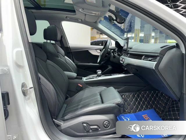 Audi A4L id 4299704 из Китая 31