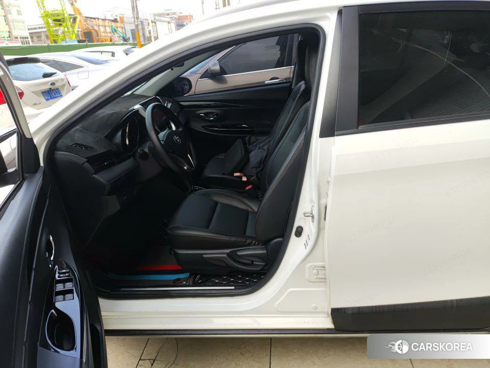 Toyota Yaris L id 4473467 из Китая 9