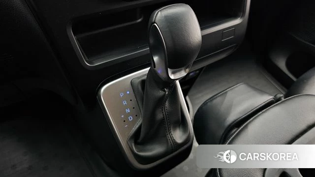 Hyundai Staria id 4201920 из Кореи 19