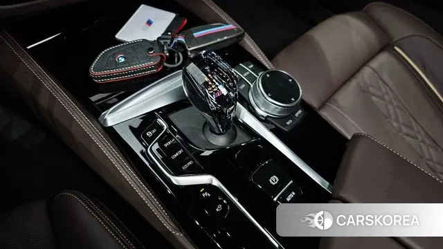 BMW 5 Series (G30) id 2963927 из Кореи 19