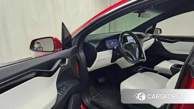 Tesla Model X id 4684241 из Кореи 29