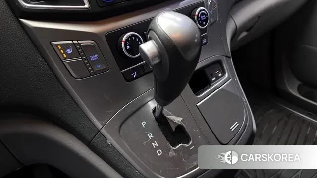 Hyundai The New Grand Starex id 3546313 из Кореи 19