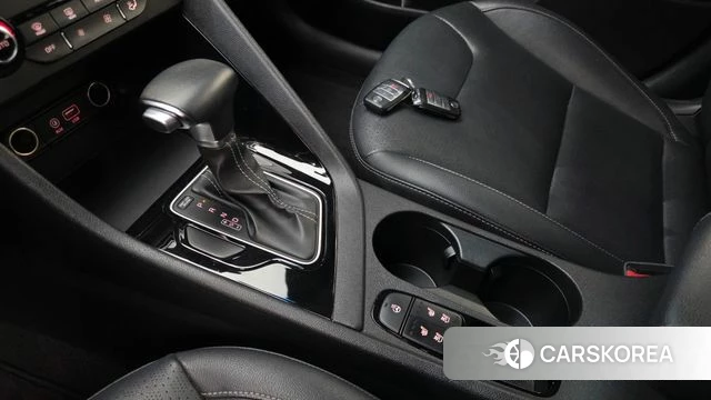 Kia Niro id 3894316 из Кореи 19