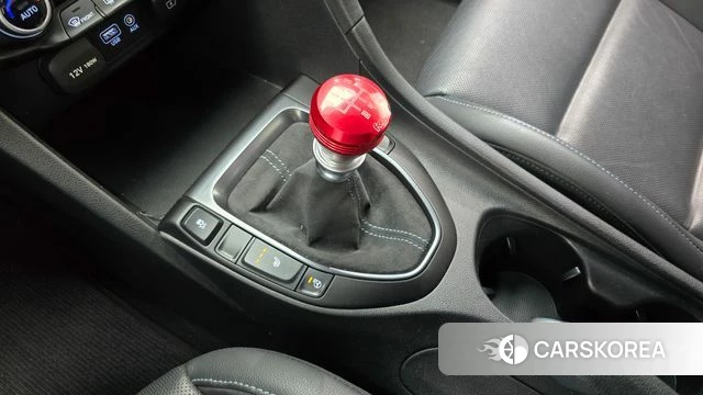 Hyundai Veloster (JS) id 4900582 из Кореи 29