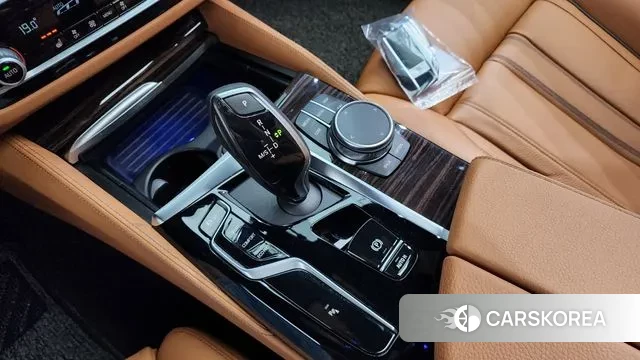 BMW 5 Series (G30) id 3032446 из Кореи 19