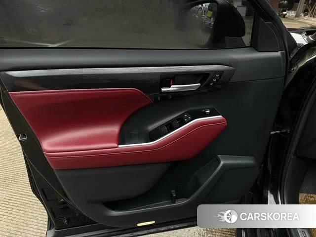 Toyota Crown Lufang id 4220850 из Китая 29