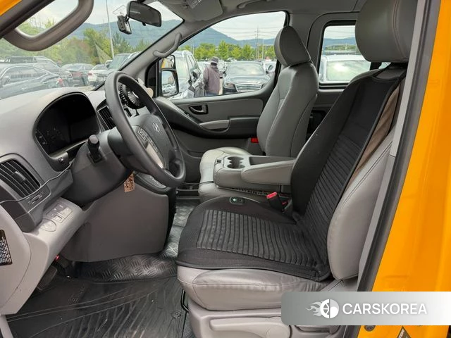 Hyundai The New Grand Starex id 4536626 из Кореи 19