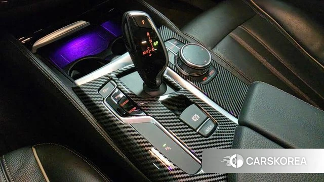 BMW 5 Series (G30) id 3873710 из Кореи 19