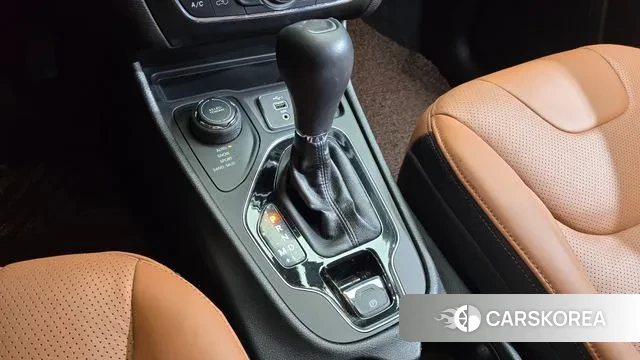 Jeep Cherokee (KL) id 3479115 из Кореи 19