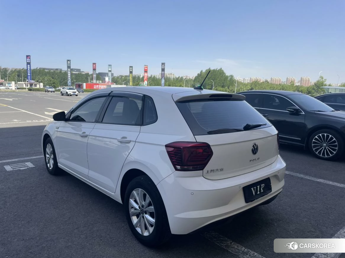 Volkswagen Polo id 4452099 из Китая 12
