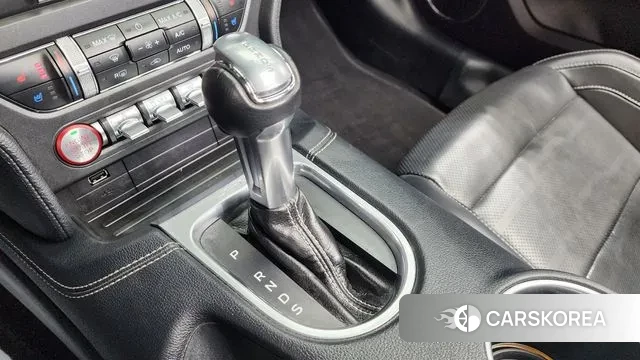 Ford Mustang id 3713619 из Кореи 19