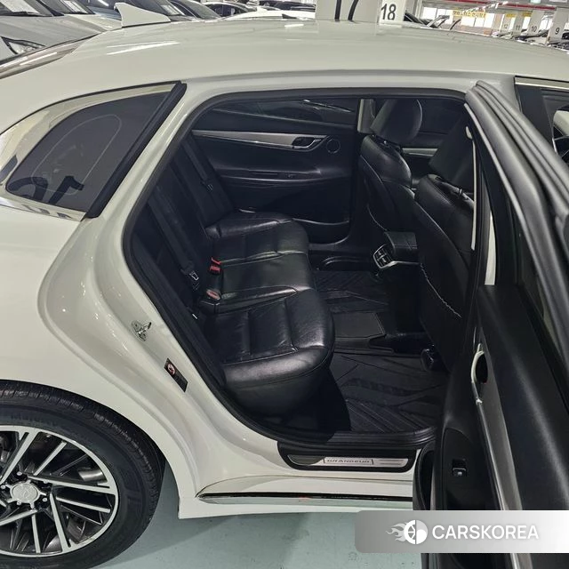 Hyundai The New Grandeur IG id 3806488 из Кореи 19