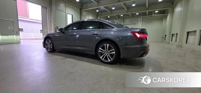 Audi A6 (C8) id 3478580 из Кореи 11