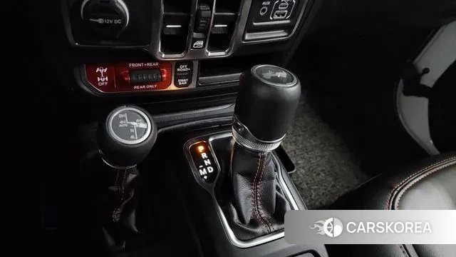 Jeep Wrangler (JL) id 3052821 из Кореи 19