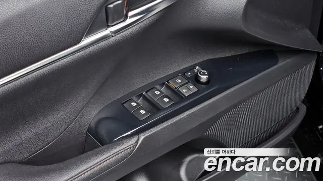 Toyota Camry (XV70) id 2679010 из Кореи 19