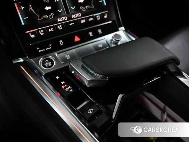 Audi e-Tron id 4848309 из Кореи 19