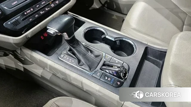 Kia The New Carnival id 3480175 из Кореи 19