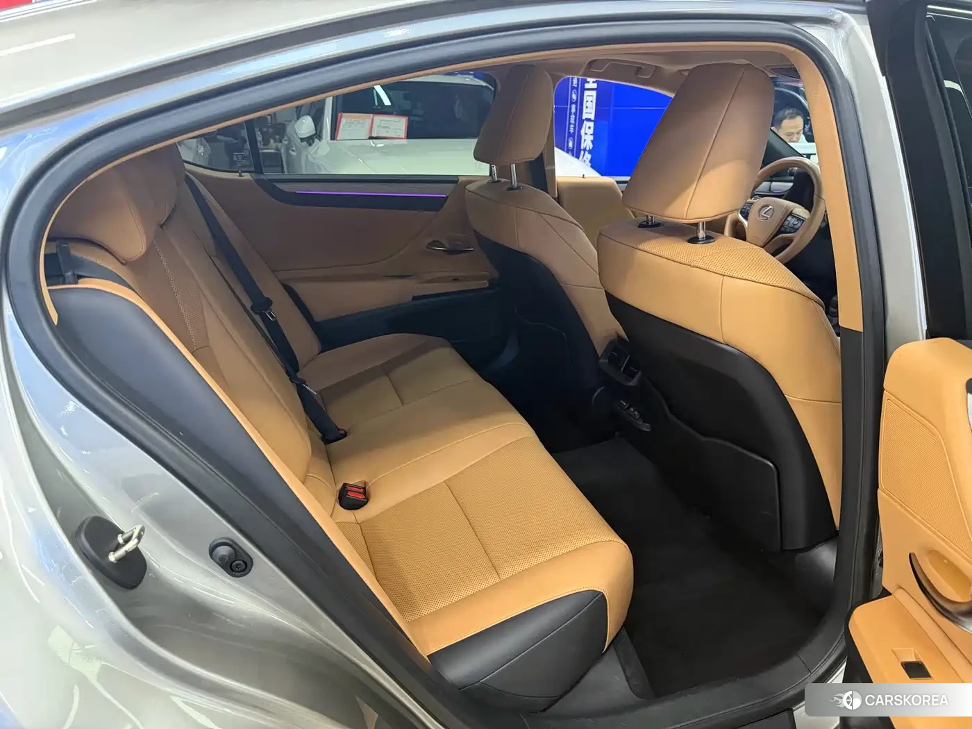 Lexus ES id 4654590 из Китая 15
