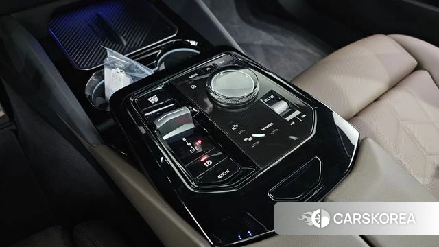 BMW 5 Series (G60) id 3826018 из Кореи 19