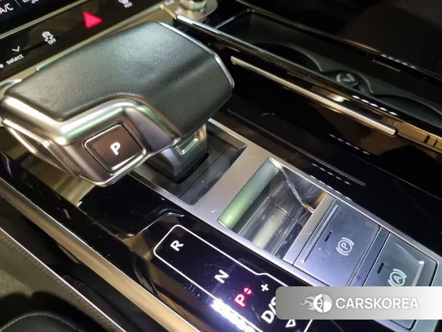 Audi A8 (D5) id 3718201 из Кореи 19