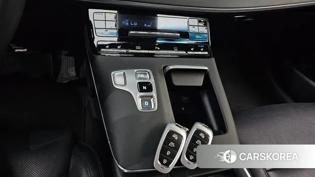 Hyundai The New Grandeur IG Hybrid id 3202724 из Кореи 19