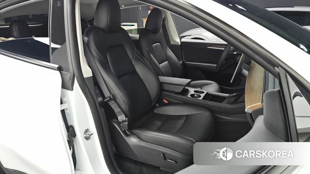 Tesla Model Y id 4744520 из Кореи 29