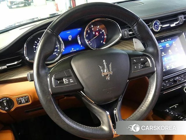 Maserati Quattroporte id 3893925 из Кореи 19