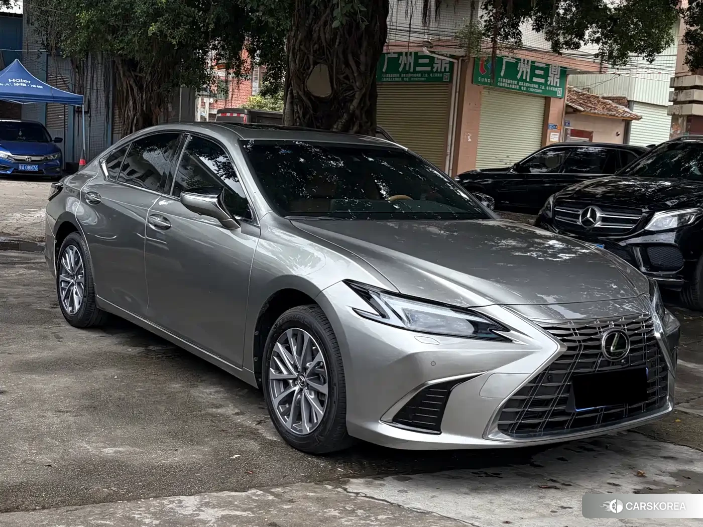 Lexus ES id 4546055 из Китая 9