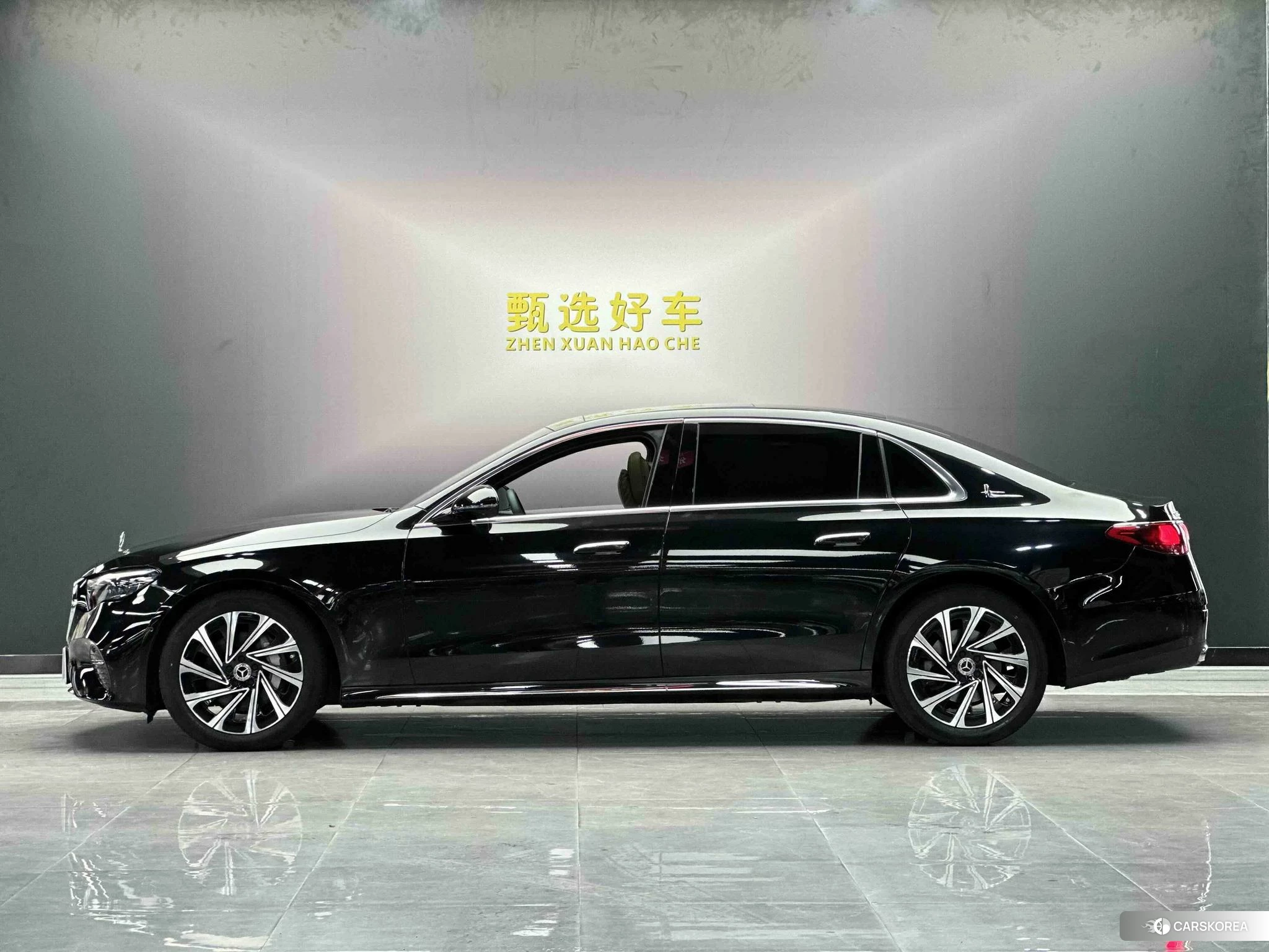 Mercedes-Benz E-class id 4468121 из Китая 9