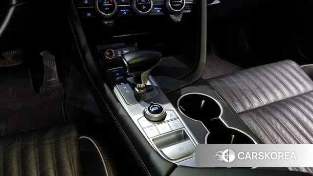 Genesis G70 id 3434192 из Кореи 19