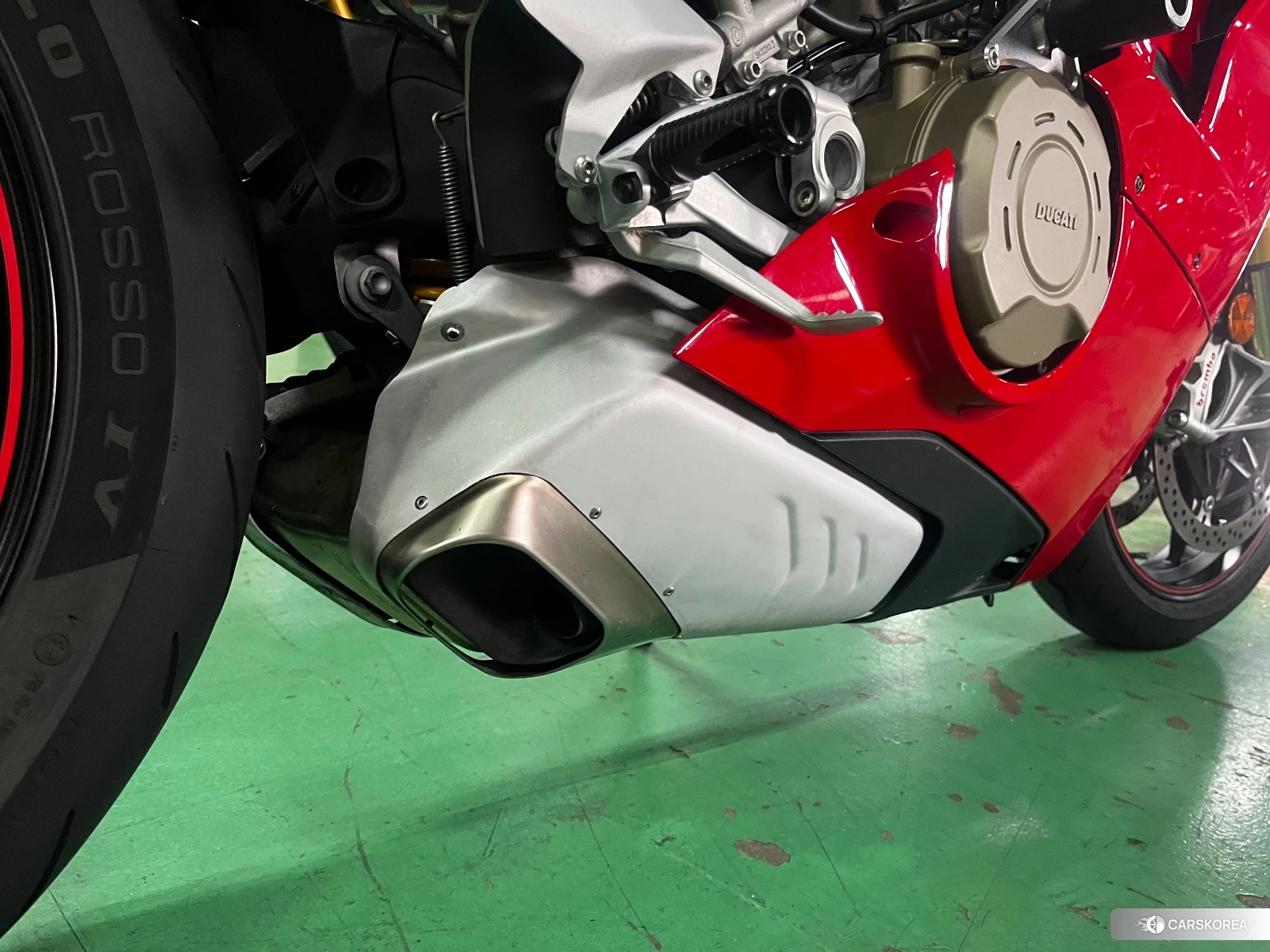 Проданный Ducati PANIGALE V4 S id 4373907 из Японии, фото 9