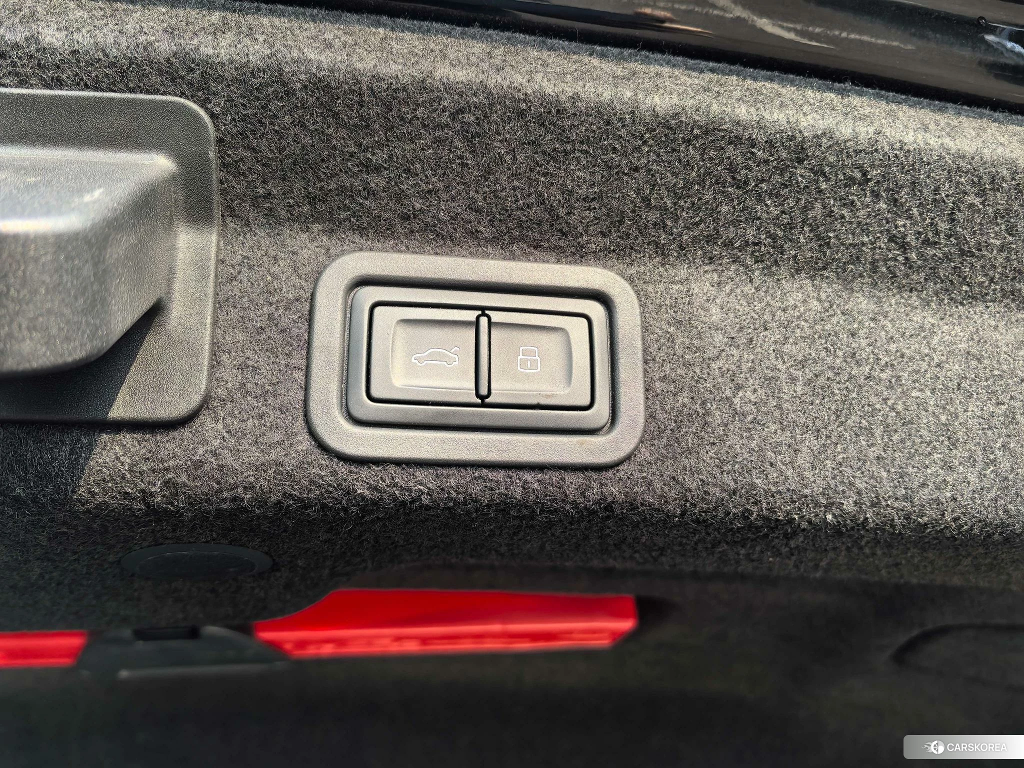 Audi A6L id 4473324 из Китая 18