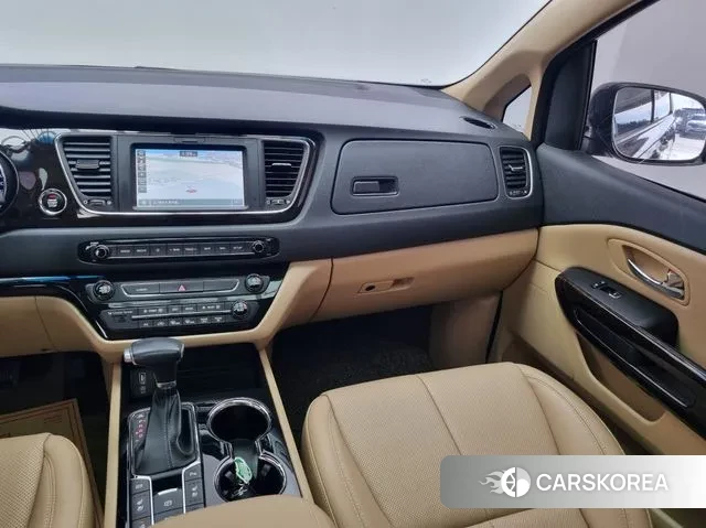 Kia The New Carnival id 3541416 из Кореи 19