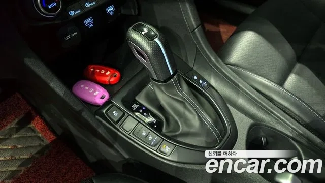 Hyundai Veloster (JS) id 2880855 из Кореи 19