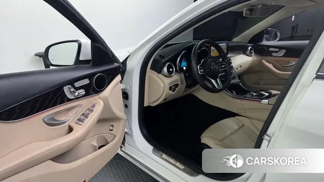 Mercedes-Benz C-Class W205 id 3703628 из Кореи 19