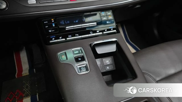 Hyundai The New Grandeur IG id 4409762 из Кореи 32