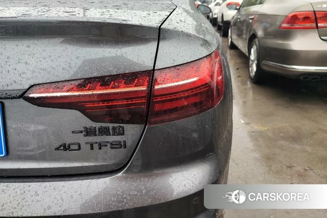 Audi A4L id 4275685 из Китая 16