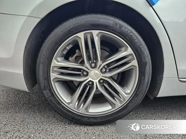 Hyundai Grandeur IG id 3505375 из Кореи 19