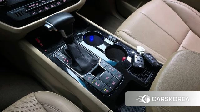 Kia The New Carnival id 3808010 из Кореи 19