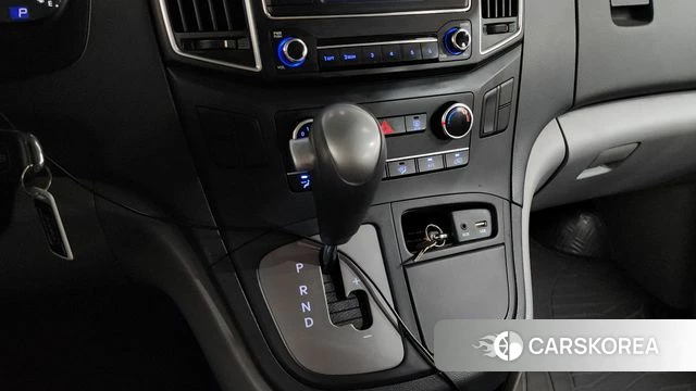 Hyundai The New Grand Starex id 4727225 из Кореи 29