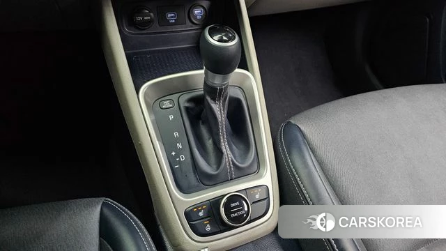 Hyundai Venue id 4232663 из Кореи 29