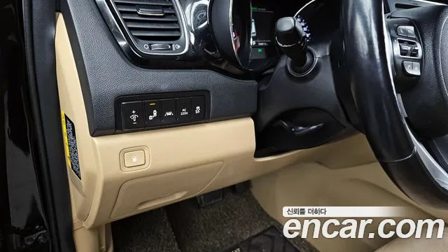 Kia The New Carnival id 2517787 из Кореи 19